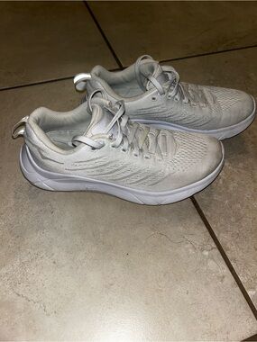 Hoka One One Women's White/Light Gray Athletic Sneakers